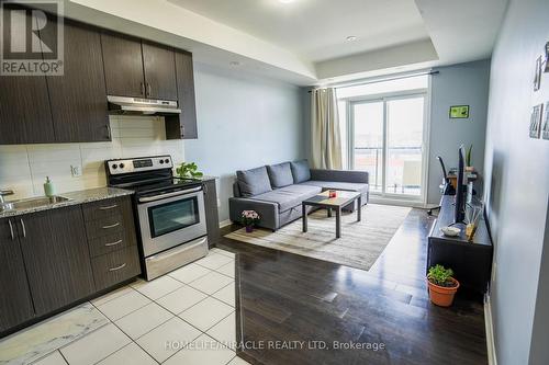 306 - 54 Sky Harbour Drive N, Brampton, ON - Indoor Photo Showing Kitchen