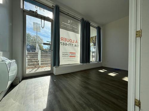 Hall d'entrée/Vestibule - 285  - 289 Boul. Iberville, Repentigny (Repentigny), QC 
