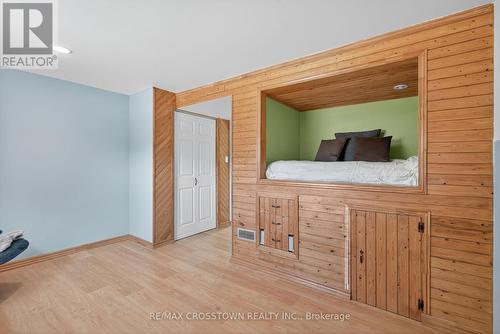 2 Birchmount Circle, Wasaga Beach, ON - Indoor