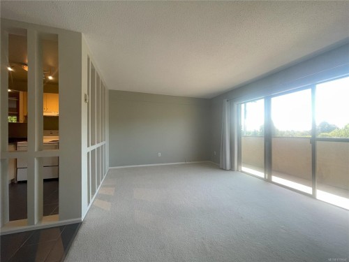 201-550 Bradley St, Nanaimo, BC - Indoor Photo Showing Other Room