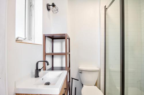 Salle de bains - 2203 Rue Sherbrooke E., Montréal (Le Plateau-Mont-Royal), QC - Indoor Photo Showing Bathroom