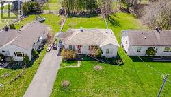 128 EAGLE STREET  Newmarket, ON L3Y 1J4