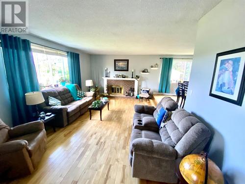 47 Main Street N, Eastport, NL - Indoor Photo Showing Living Room With Fireplace
