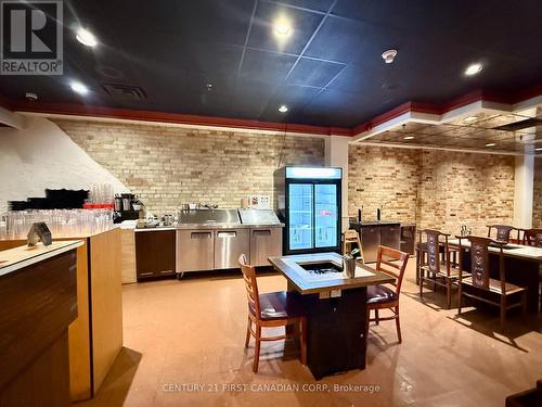 196 Dundas Street, London East (East K), ON 