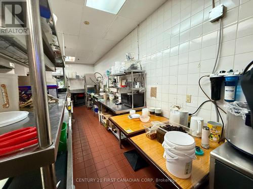 196 Dundas Street, London East (East K), ON 