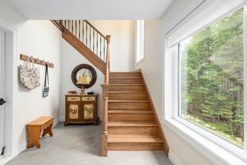 Staircase - 2318 Imp. Des Trilles, Magog, QC - Indoor Photo Showing Other Room