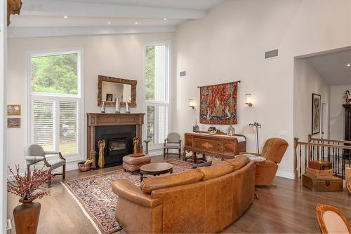 Living room - 2318 Imp. Des Trilles, Magog, QC - Indoor Photo Showing Living Room With Fireplace
