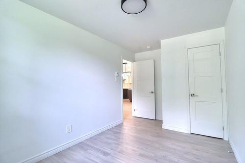 Chambre à coucher - 1895 Boul. Benoît-Xv, Québec (La Cité-Limoilou), QC - Indoor Photo Showing Other Room