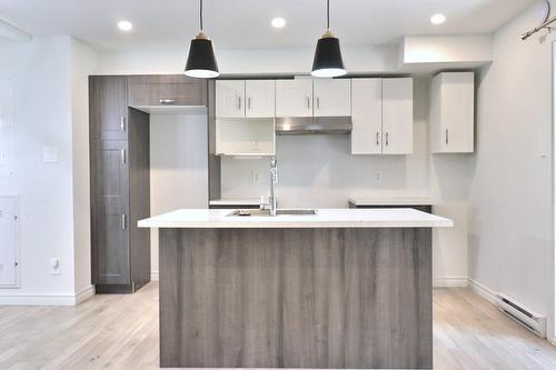 Cuisine - 1895 Boul. Benoît-Xv, Québec (La Cité-Limoilou), QC - Indoor Photo Showing Kitchen