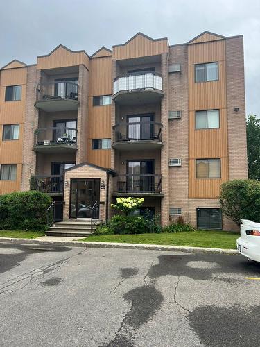 186-421 Rue Éricka  Laval (Fabreville), QC H7P 5S4