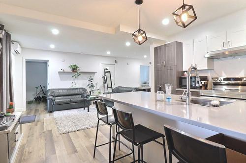 Cuisine - 1885 Boul. Benoît-Xv, Québec (La Cité-Limoilou), QC - Indoor Photo Showing Kitchen With Double Sink With Upgraded Kitchen