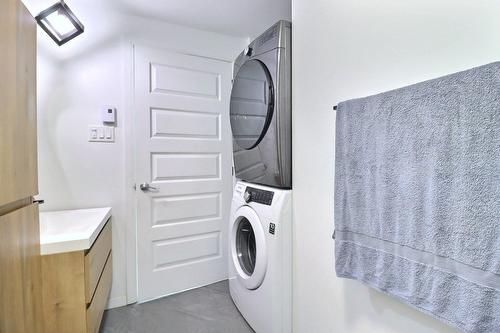 Salle de bains - 1885 Boul. Benoît-Xv, Québec (La Cité-Limoilou), QC - Indoor Photo Showing Laundry Room