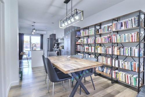 Salle à manger - 1885 Boul. Benoît-Xv, Québec (La Cité-Limoilou), QC - Indoor Photo Showing Dining Room
