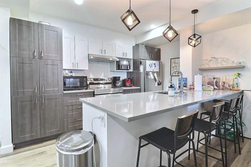 Cuisine - 1885 Boul. Benoît-Xv, Québec (La Cité-Limoilou), QC - Indoor Photo Showing Kitchen