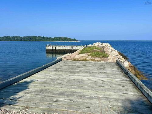 3 Chester Shore Road, Chester, NS 