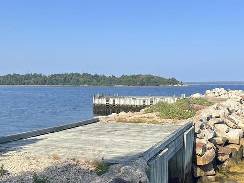 3 Chester Shore Road, Chester, NS 