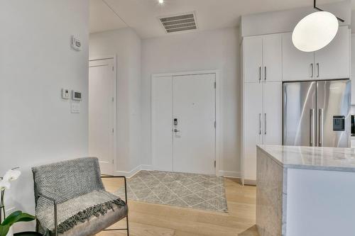 Hall d'entrée/Vestibule - 1501-1900 Rue Émile-Martineau, Laval (Laval-Des-Rapides), QC - Indoor