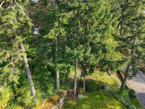 299 Gull Rd, View Royal, BC 