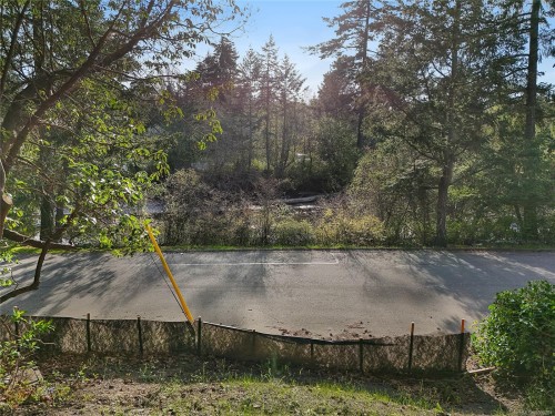 299 Gull Rd, View Royal, BC 