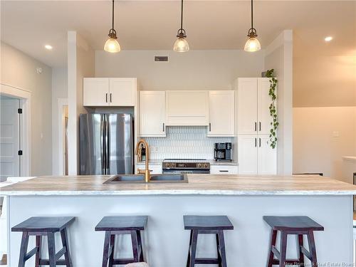 203-24 Riverview Dr, Somerville, NB 