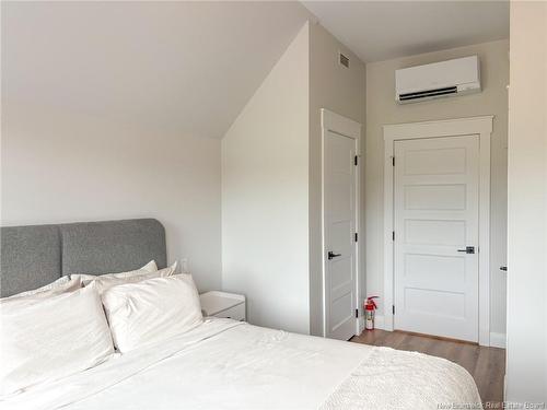 203-24 Riverview Dr, Somerville, NB 