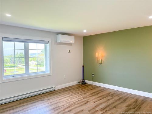 24 Riverview Dr, Somerville, NB 