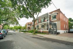 5436 14e Avenue  Montréal (Rosemont/La Petite-Patrie), QC H1X 2W2
