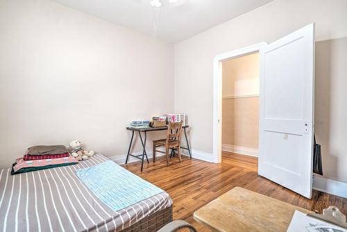 Bedroom - 5436 14E Avenue, Montréal (Rosemont/La Petite-Patrie), QC - Indoor Photo Showing Bedroom