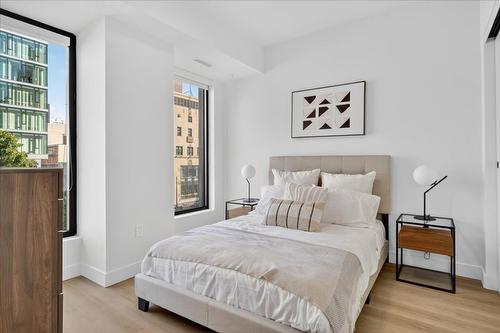 Bedroom - 511-1245 Rue Sherbrooke O., Montréal (Ville-Marie), QC - Indoor Photo Showing Bedroom