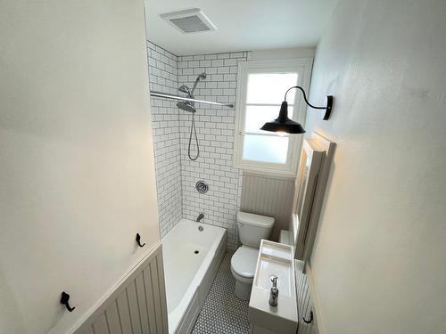 Salle de bains - 310 Av. Westminster N., Montréal-Ouest, QC - Indoor Photo Showing Bathroom