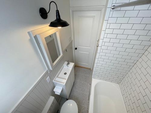 Salle de bains - 310 Av. Westminster N., Montréal-Ouest, QC - Indoor Photo Showing Bathroom