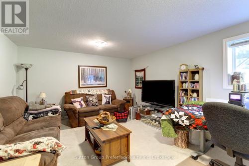 3 - 176 Ferguson Drive, Woodstock (Woodstock - South), ON - Indoor Photo Showing Living Room