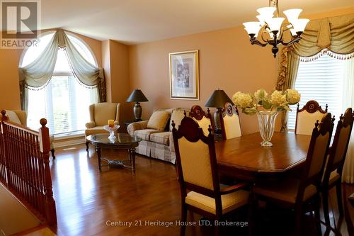 8292 Feren Drive S, Niagara Falls (Ascot), ON - Indoor Photo Showing Dining Room