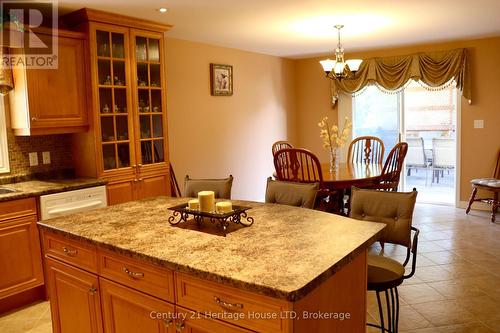 8292 Feren Drive S, Niagara Falls (Ascot), ON - Indoor