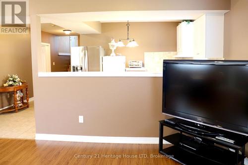 8292 Feren Drive S, Niagara Falls (Ascot), ON - Indoor