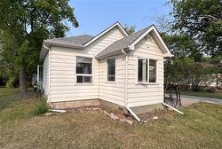 419 Manitoba AVE  Selkirk, MB R1A 0Y8