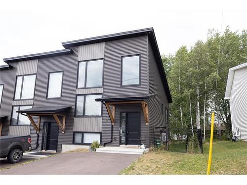 22 Ruelle de la Colline  Dieppe, NB E1A 6N3