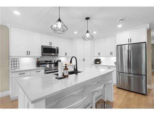 27 Weavers Wy, Fredericton, NB 