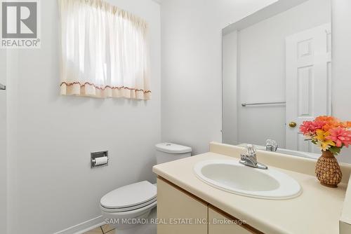 3346 Palgrave Road, Mississauga, ON - Indoor Photo Showing Bathroom