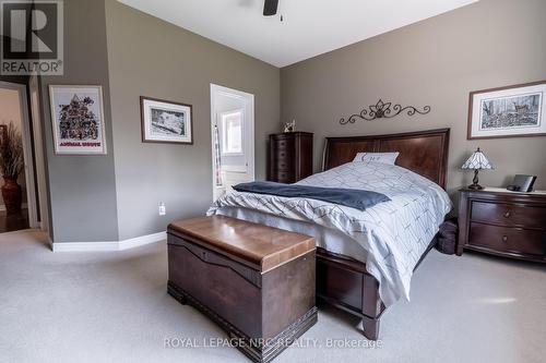 39 Loretta Drive, Niagara-On-The-Lake, ON - Indoor Photo Showing Bedroom