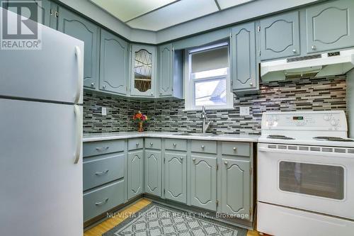 171 Sterling Street, London East (East C), ON - Indoor Photo Showing Kitchen