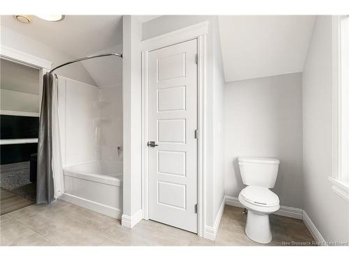 9 Streamside Crt, Moncton, NB 