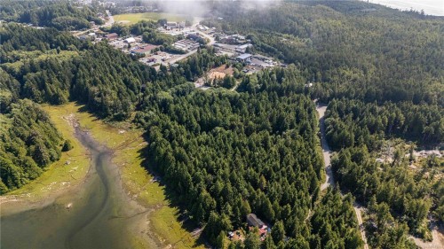 2091 Peninsula Rd, Ucluelet, BC 