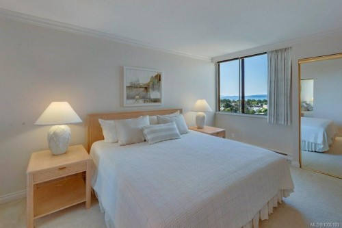 1102-225 Belleville St, Victoria, BC - Indoor Photo Showing Bedroom