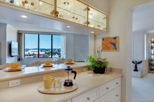 1102-225 Belleville St, Victoria, BC - Indoor