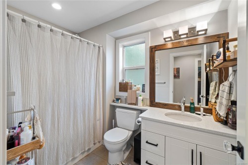 5100 Dunn Pl, Nanaimo, BC 