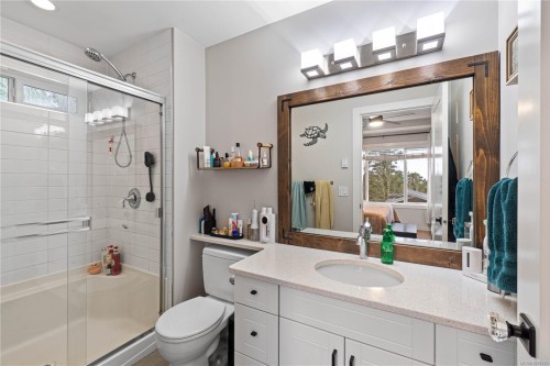 5100 Dunn Pl, Nanaimo, BC 