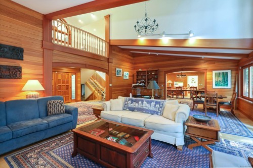 1717 Glen Urquhart Dr, Courtenay, BC 