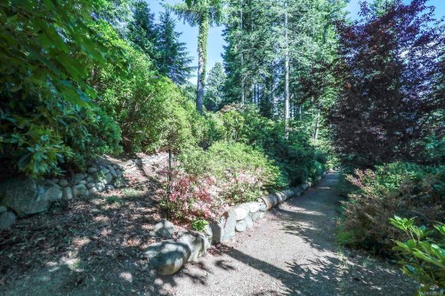 1717 Glen Urquhart Dr, Courtenay, BC 