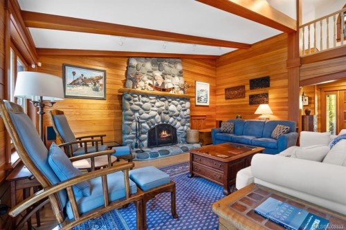 1717 Glen Urquhart Dr, Courtenay, BC 